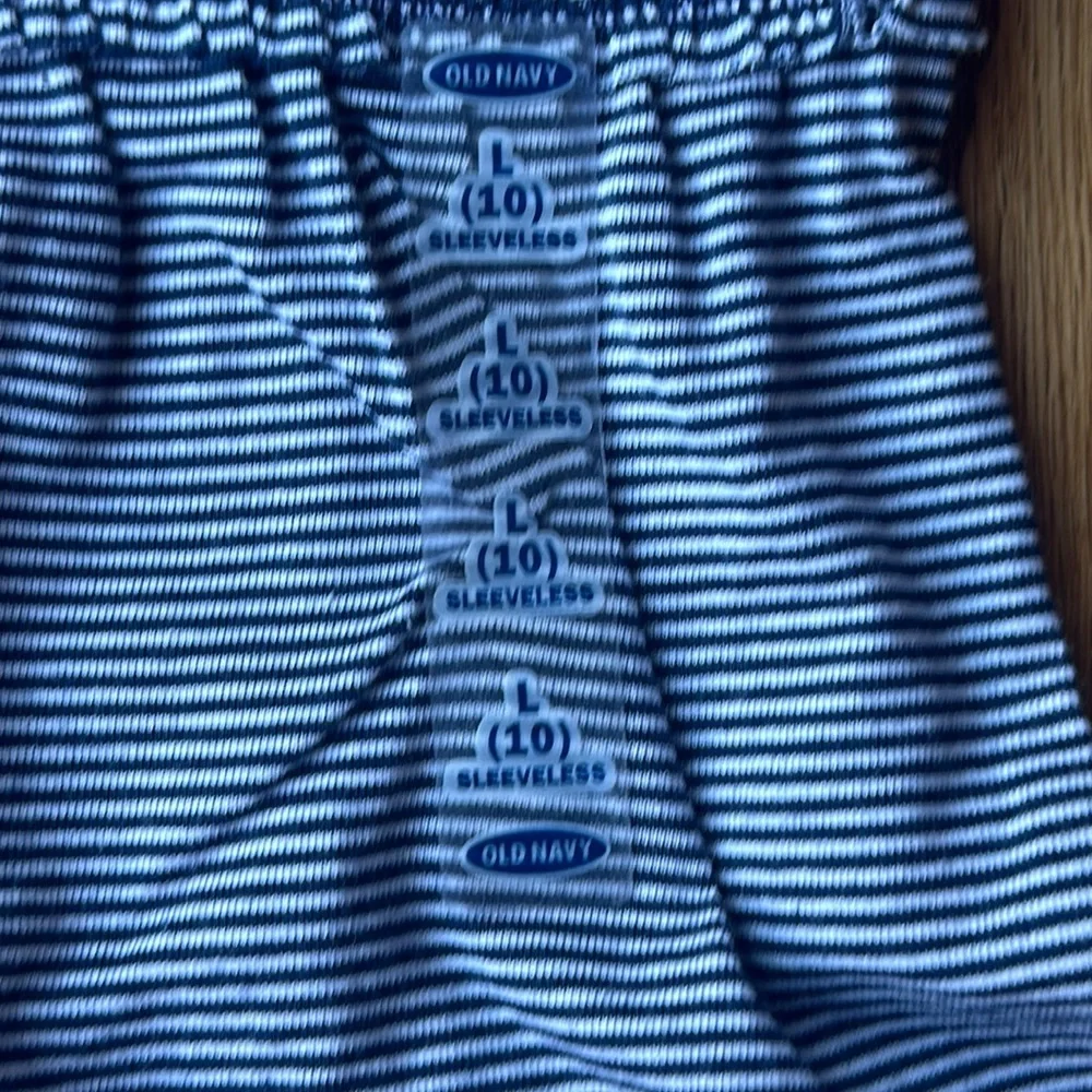 NWT Kids Old Navy Striped Tank Top, Size Large (10)